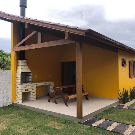 Casa Em Ibiraquera Proxima A Praia Do Rosa インビトゥバ エクステリア 写真