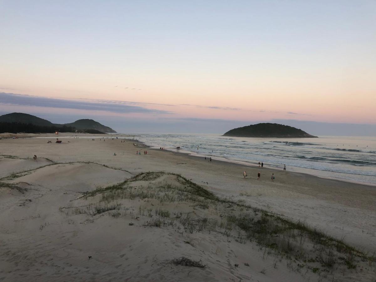Casa Em Ibiraquera Proxima A Praia Do Rosa インビトゥバ エクステリア 写真